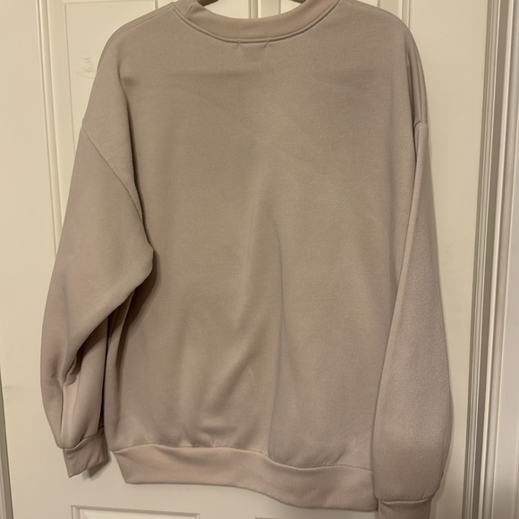 SMILEY FACE HAPPY LOOKS GOOD ON YOU SWEATSHIRT SZ Med - Picture 4 of 6